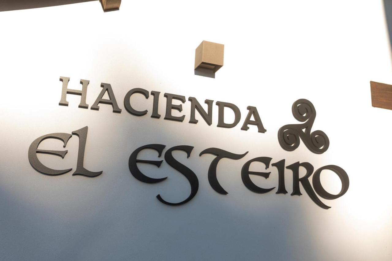 Hacienda El Esteiro - Villas Vacacionales Тапиа де Касариего Екстериор снимка
